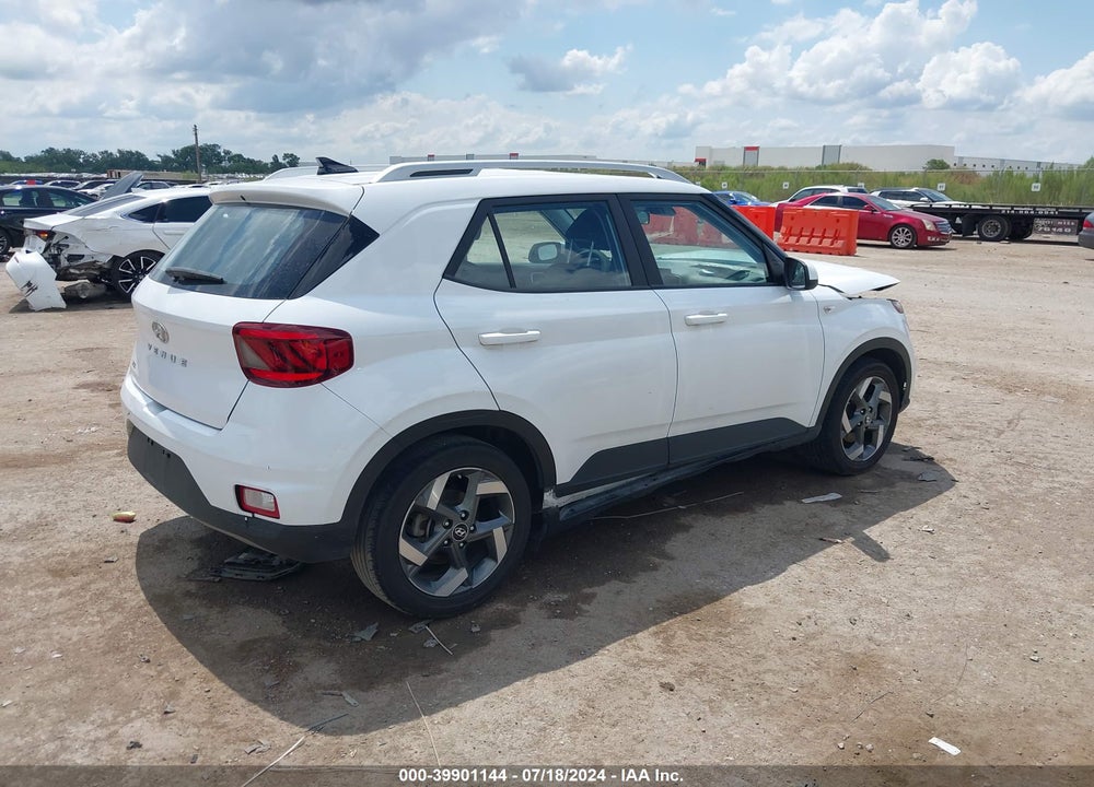 2022 HYUNDAI VENUE SEL VIN: KMHRC8A36NU149532