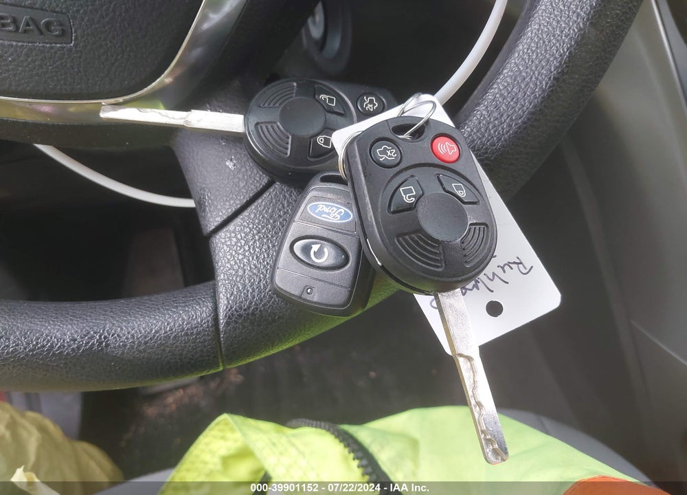 2016 FORD ESCAPE SE VIN: 1FMCU9G99GUB31663