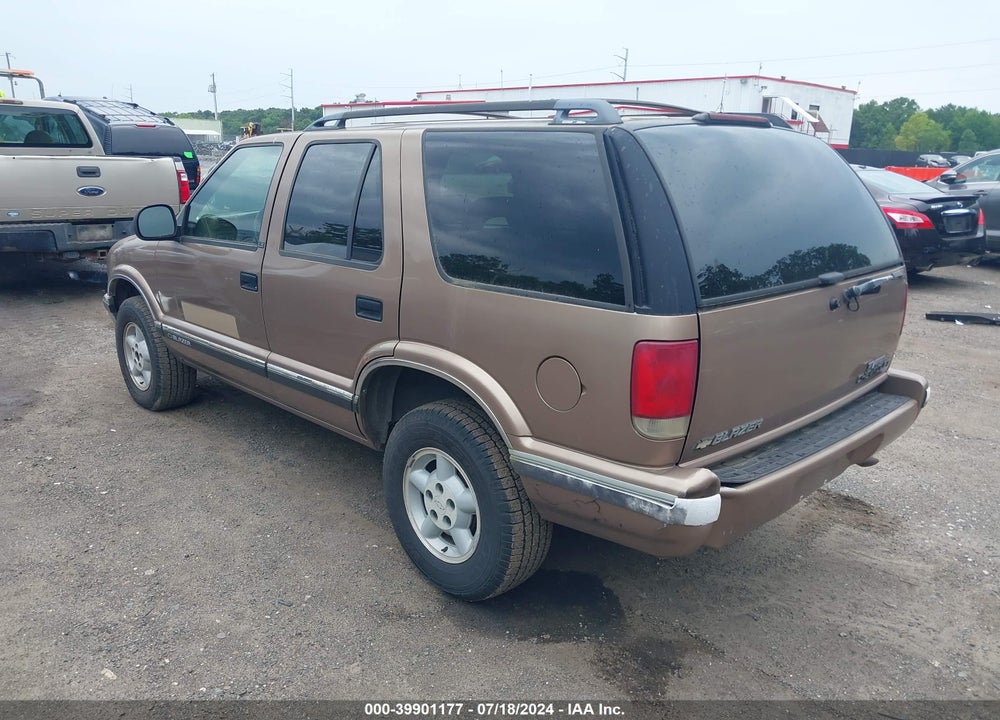1996 CHEVROLET BLAZER VIN: 1GNDT13W9TK206478