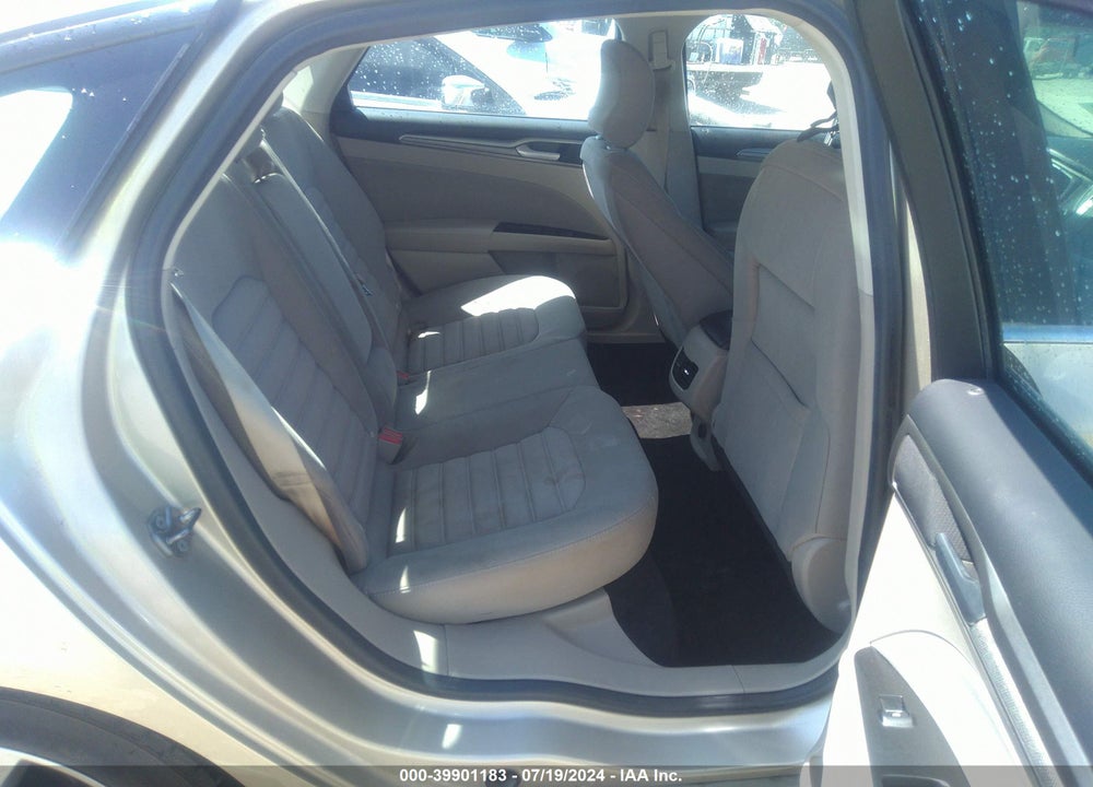2017 FORD FUSION SE VIN: 3FA6P0HD8HR348160