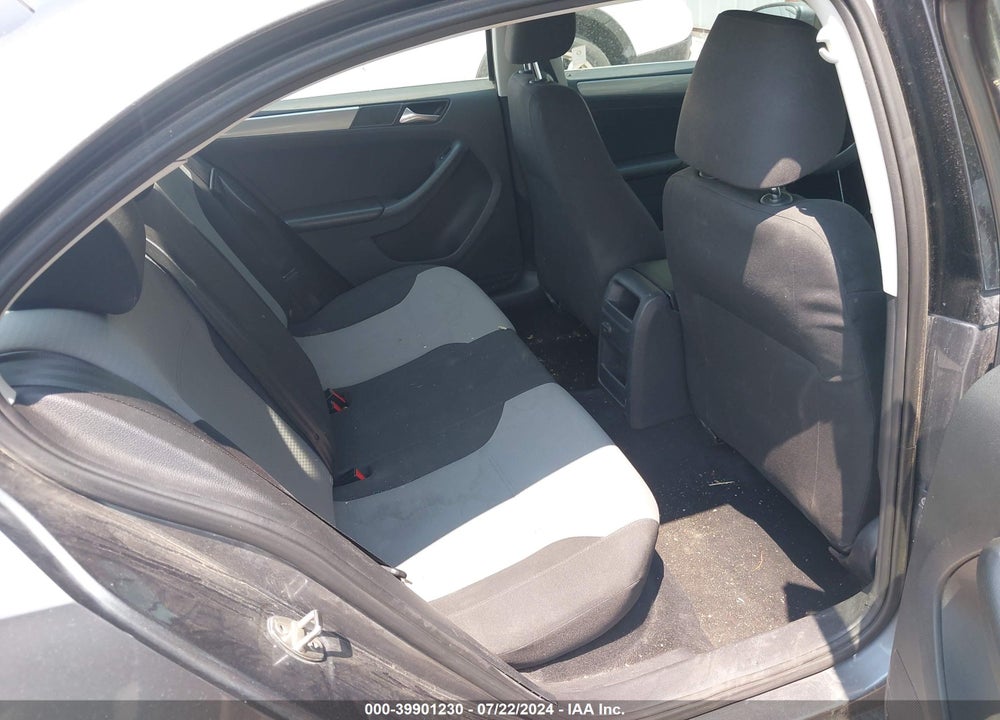 2017 VOLKSWAGEN JETTA 1.4T S VIN: 3VW2B7AJ2HM352506