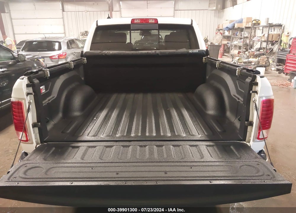 2013 RAM 1500 LAIE VIN: 1C6RR7NT2DS638650
