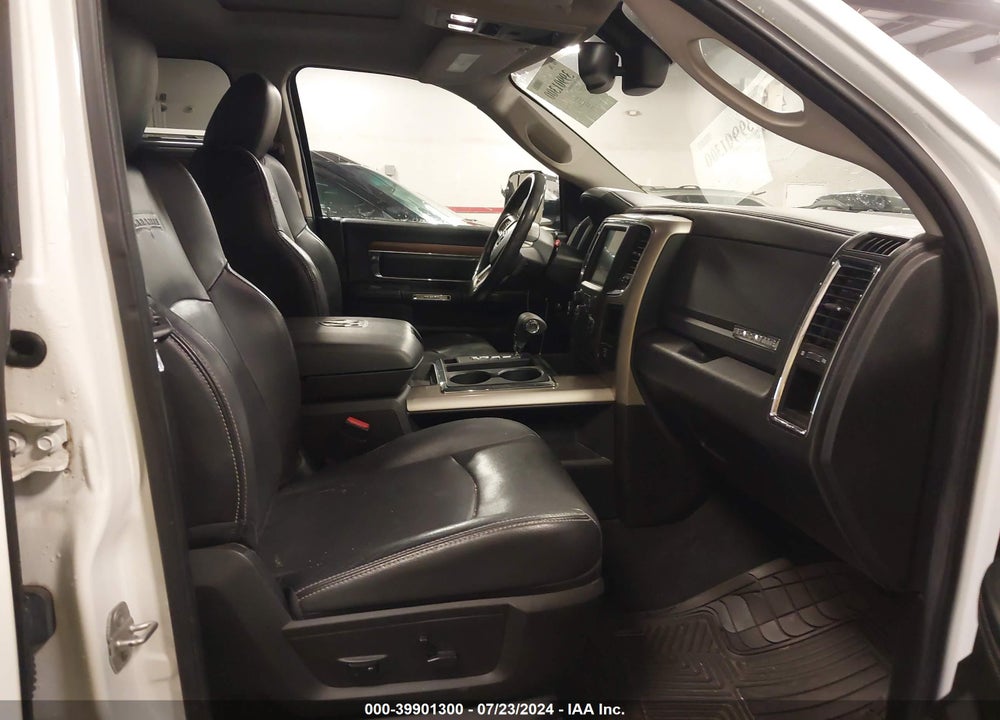 2013 RAM 1500 LAIE VIN: 1C6RR7NT2DS638650
