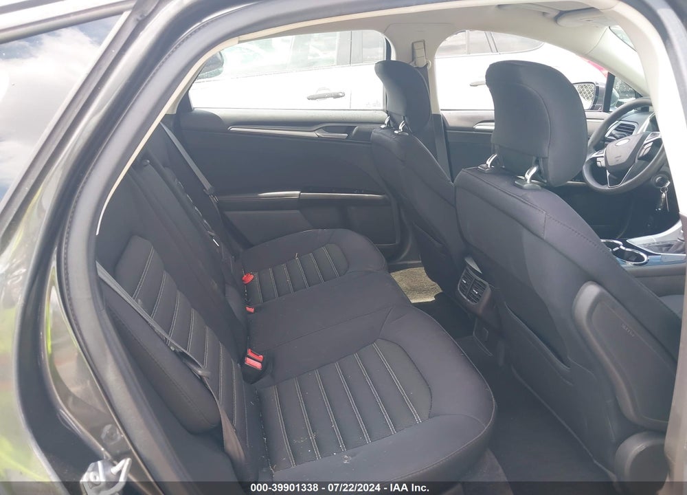 2015 FORD FUSION SE VIN: 1FA6P0H70F5102665