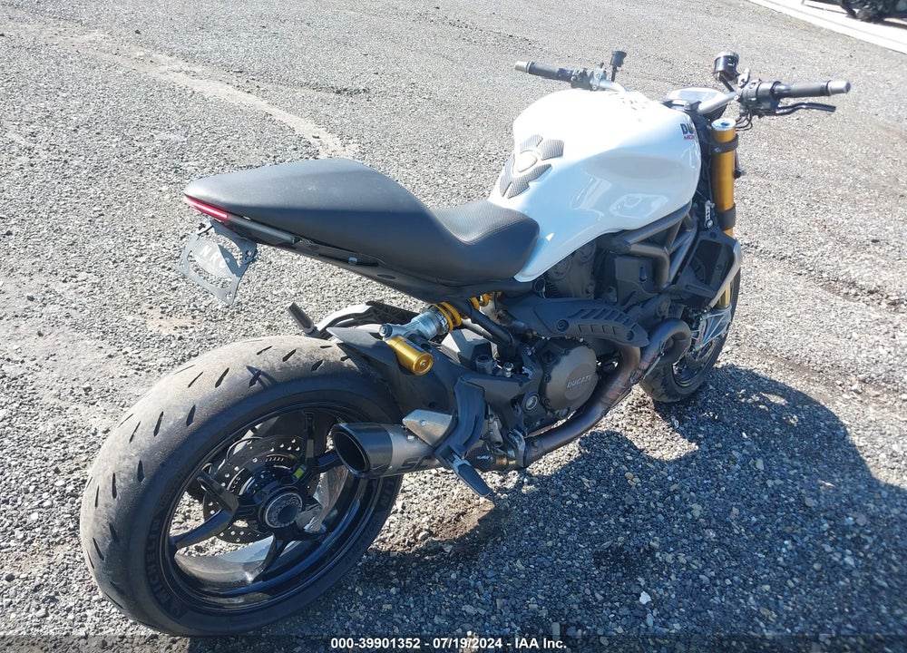 2014 DUCATI MONSTER 1200 S VIN: ZDM1RBSW1EB001195