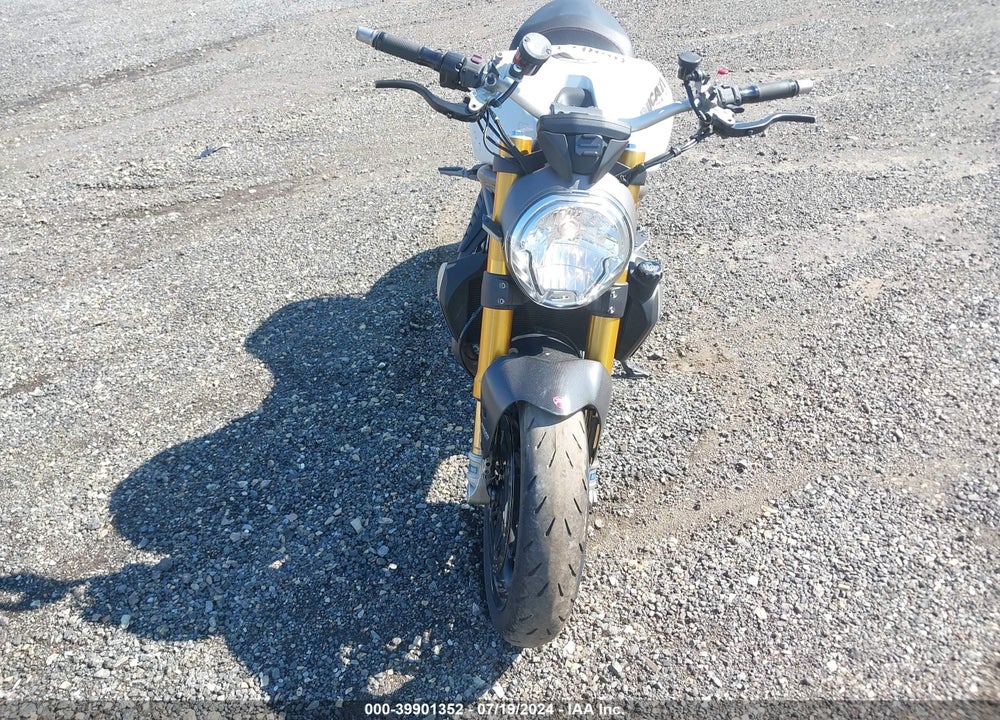 2014 DUCATI MONSTER 1200 S VIN: ZDM1RBSW1EB001195