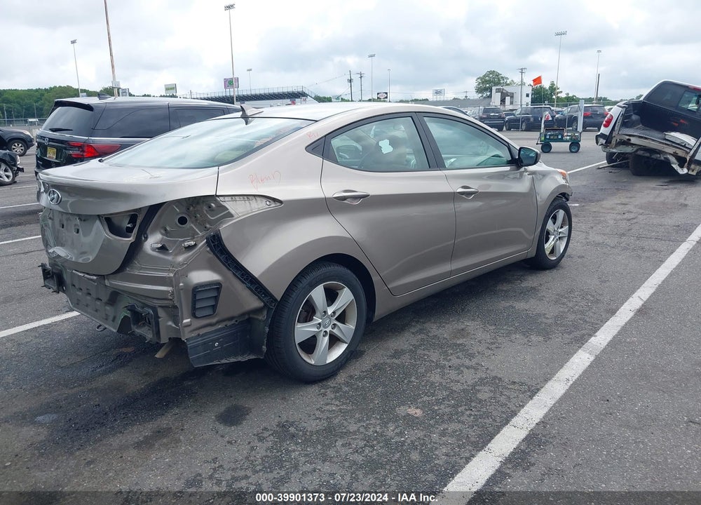 2013 HYUNDAI ELANTRA GLS VIN: 5NPDH4AE7DH379552
