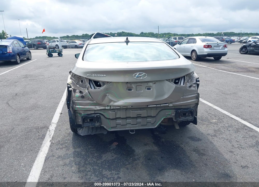 2013 HYUNDAI ELANTRA GLS VIN: 5NPDH4AE7DH379552