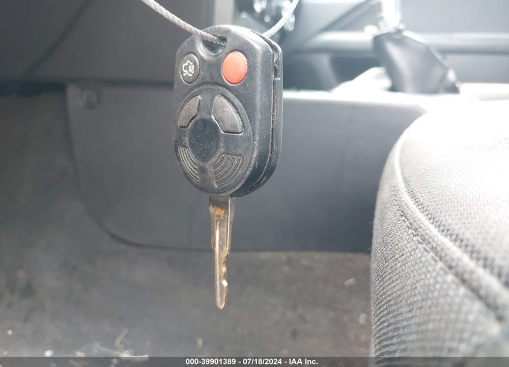 2010 FORD FUSION SE VIN: 3FAHP0HA4AR352338