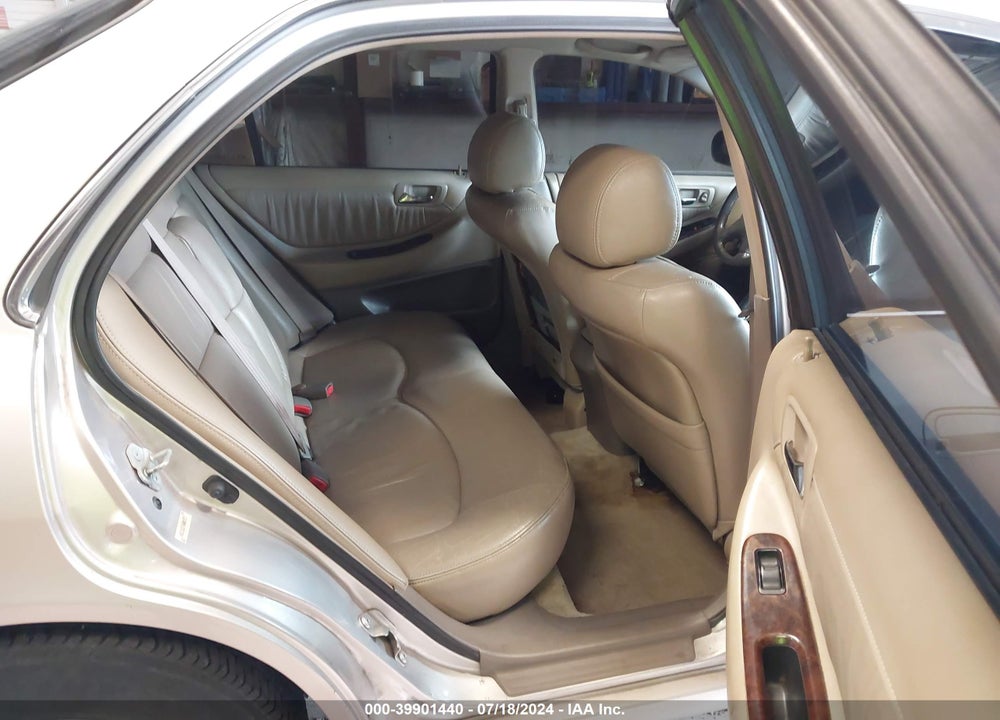 1998 HONDA ACCORD EX V6 VIN: 1HGCG1657WA001975