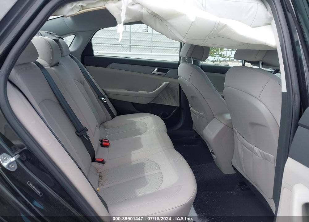 2017 HYUNDAI SONATA SE VIN: 5NPE24AFXHH538410