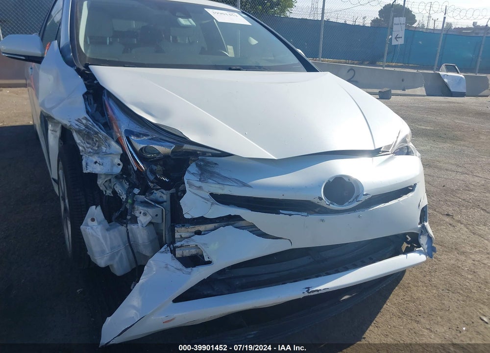2016 TOYOTA PRIUS VIN: JTDKARFU8G3018842
