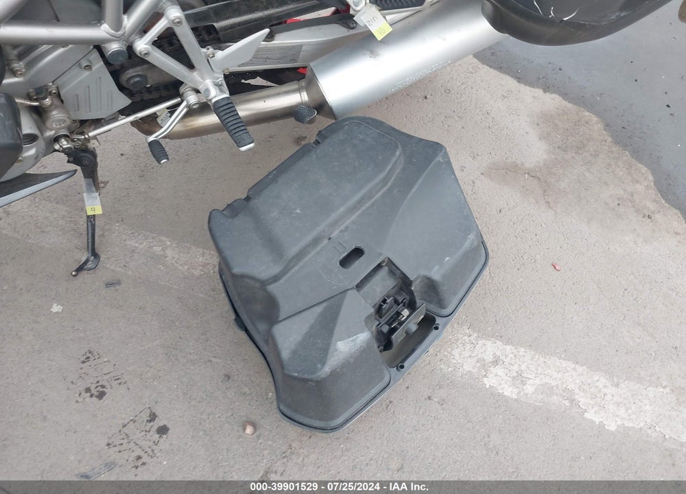 2003 DUCATI ST4 S VIN: ZDM1TB5T63B010118