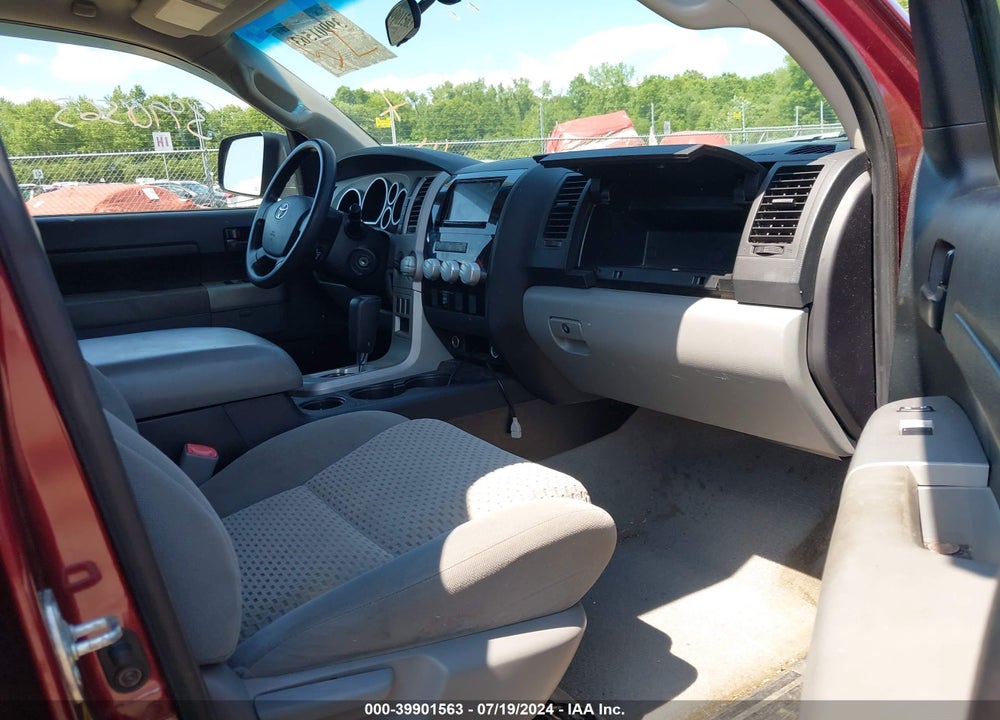 2007 TOYOTA TUNDRA SR5 5.7L V8 VIN: 5TBBV54147S452625