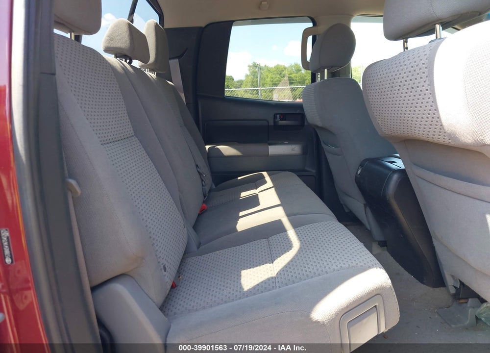 2007 TOYOTA TUNDRA SR5 5.7L V8 VIN: 5TBBV54147S452625