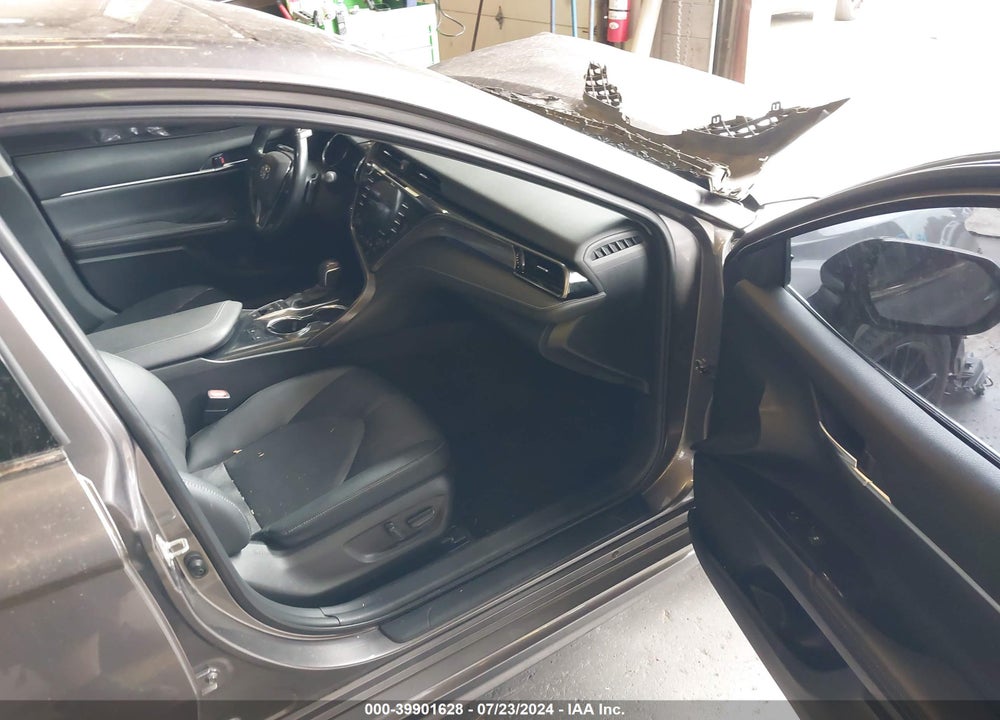 2020 TOYOTA CAMRY XSE AWD VIN: 4T1K61BK1LU009021