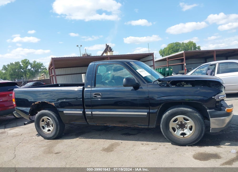 1999 CHEVROLET SILVERADO 1500 VIN: 1GCEC14W4XZ186987