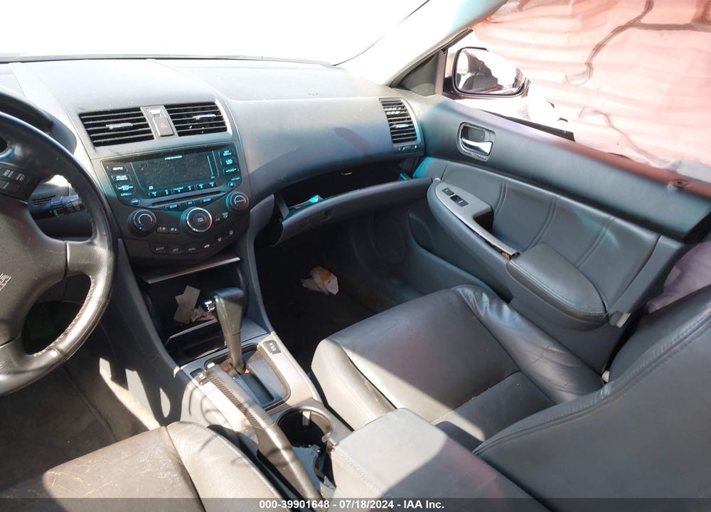 2005 HONDA ACCORD 3.0 EX VIN: 1HGCM66565A019081