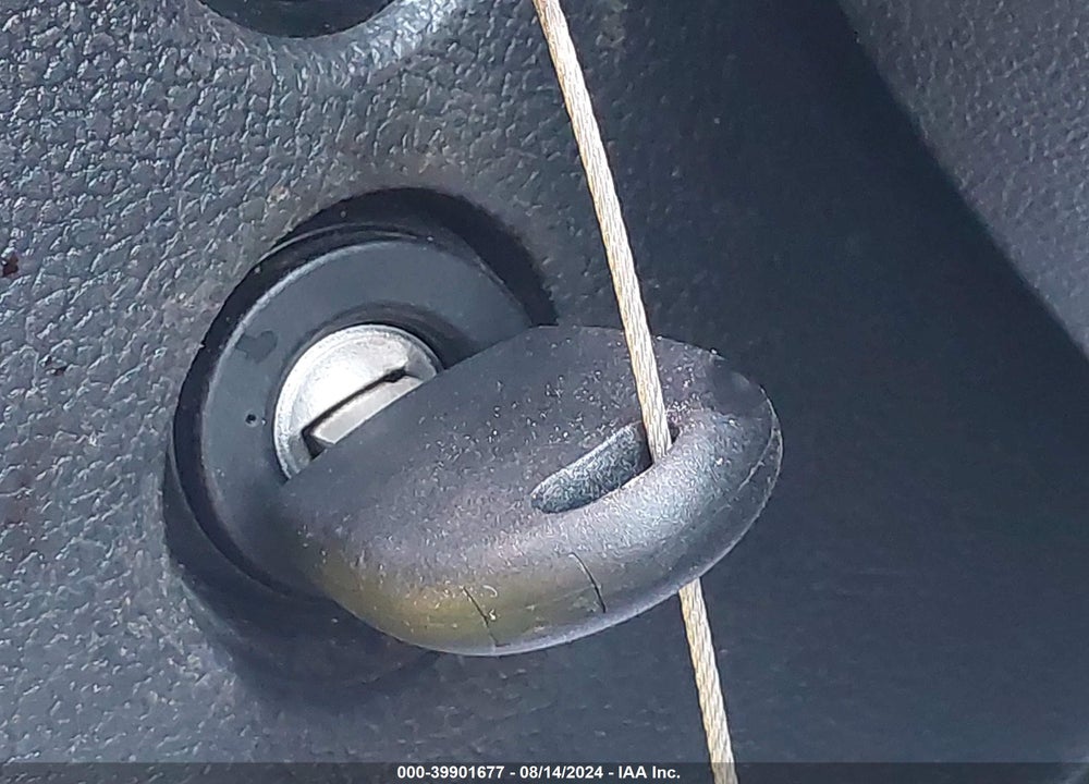 2011 VOLKSWAGEN JETTA 2.5L SE VIN: 3VWDX7AJ2BM345508