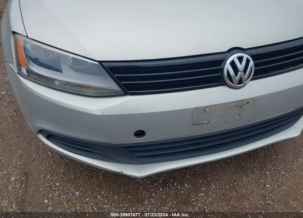 2011 VOLKSWAGEN JETTA 2.5L SE VIN: 3VWDX7AJ2BM345508
