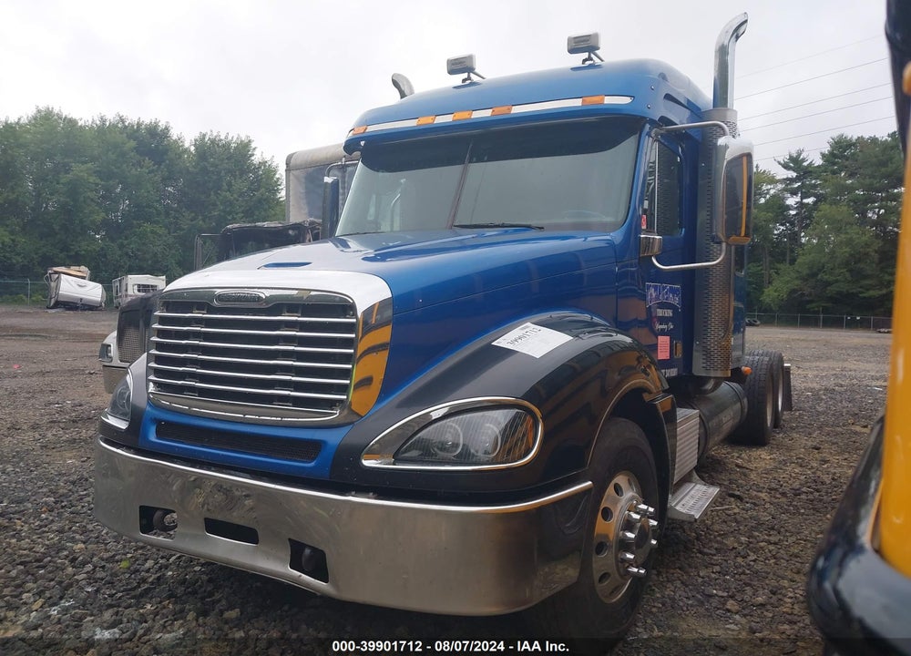 2011 FREIGHTLINER COLUMBIA COLUMBIA VIN: MVIN329684IND