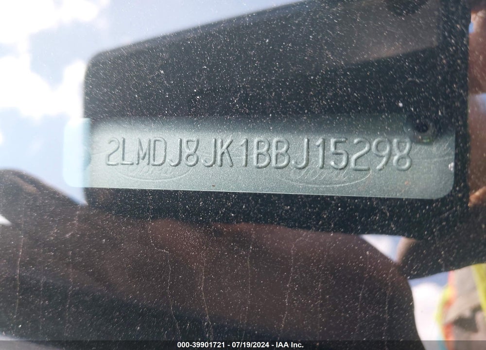 2011 LINCOLN MKX VIN: 2LMDJ8JK1BBJ15298