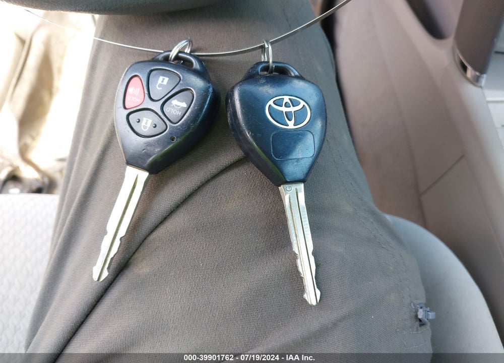 2011 TOYOTA CAMRY LE VIN: 4T1BF3EK7BU765460