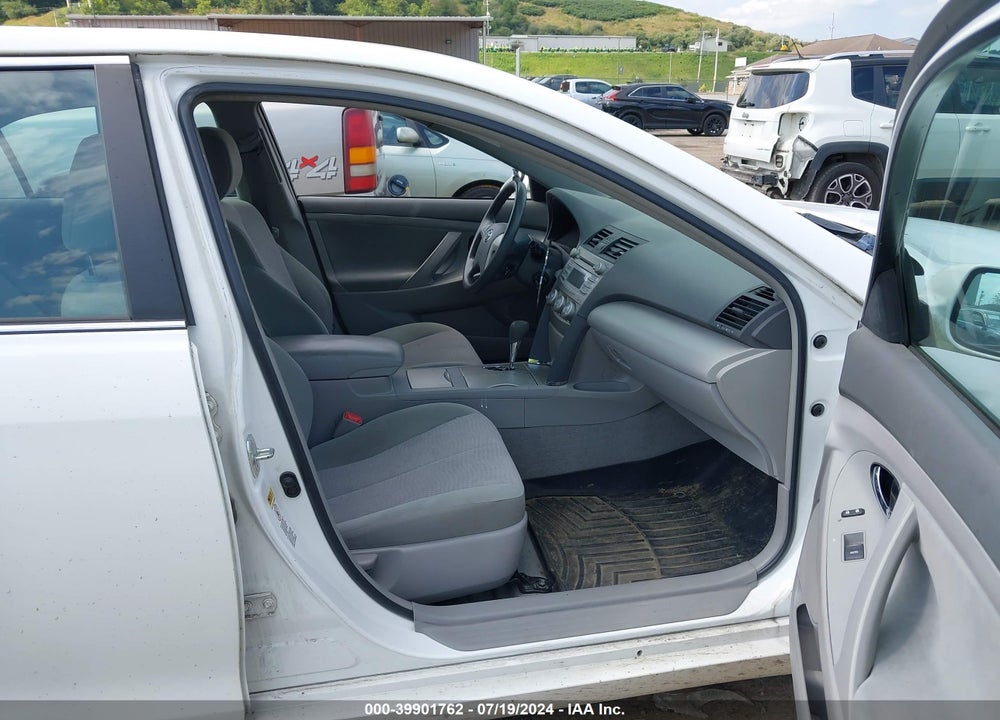 2011 TOYOTA CAMRY LE VIN: 4T1BF3EK7BU765460