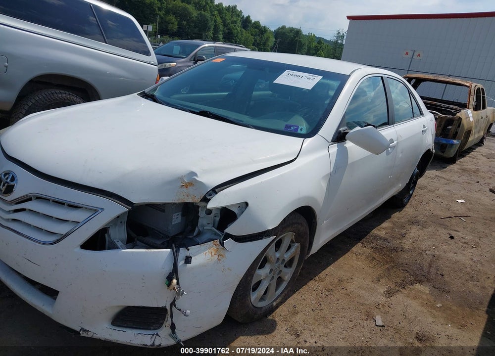 2011 TOYOTA CAMRY LE VIN: 4T1BF3EK7BU765460