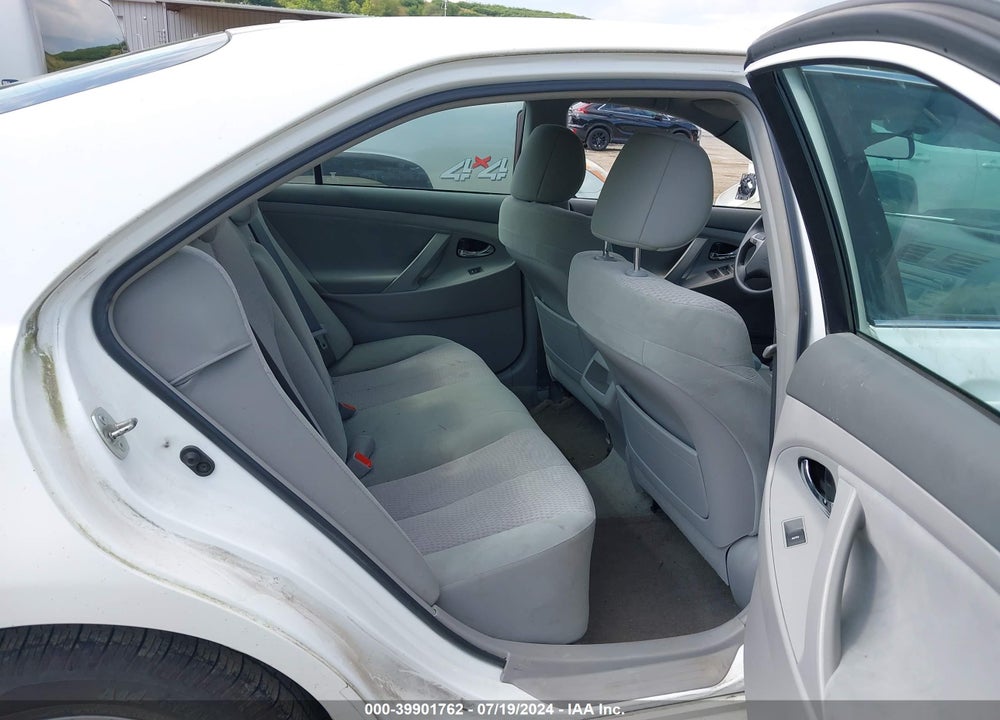2011 TOYOTA CAMRY LE VIN: 4T1BF3EK7BU765460