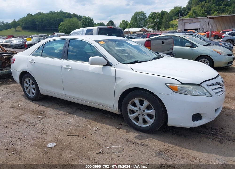 2011 TOYOTA CAMRY LE VIN: 4T1BF3EK7BU765460