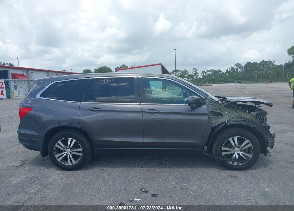2018 HONDA PILOT EX-L VIN: 5FNYF5H59JB033581