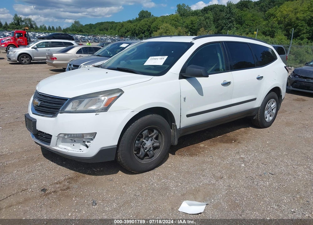 2017 CHEVROLET TRAVERSE LS VIN: 1GNKVFED3HJ240875