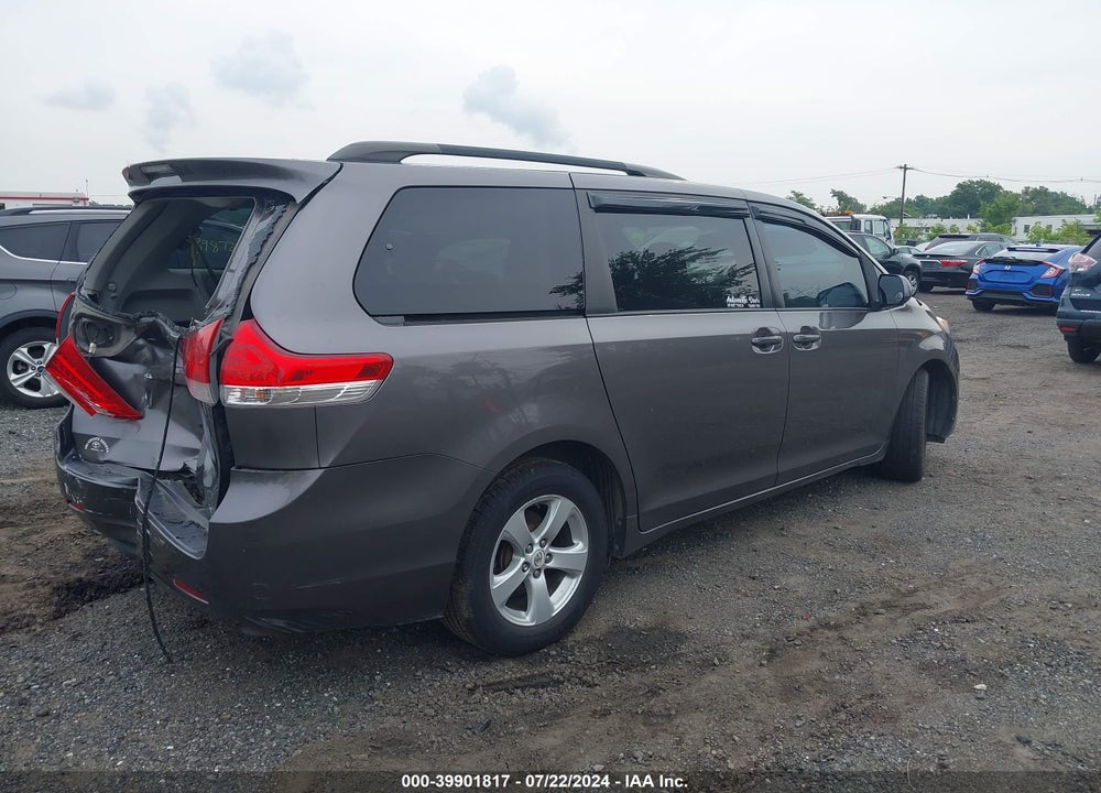 2011 TOYOTA SIENNA LE V6 VIN: 5TDKK3DC4BS003590