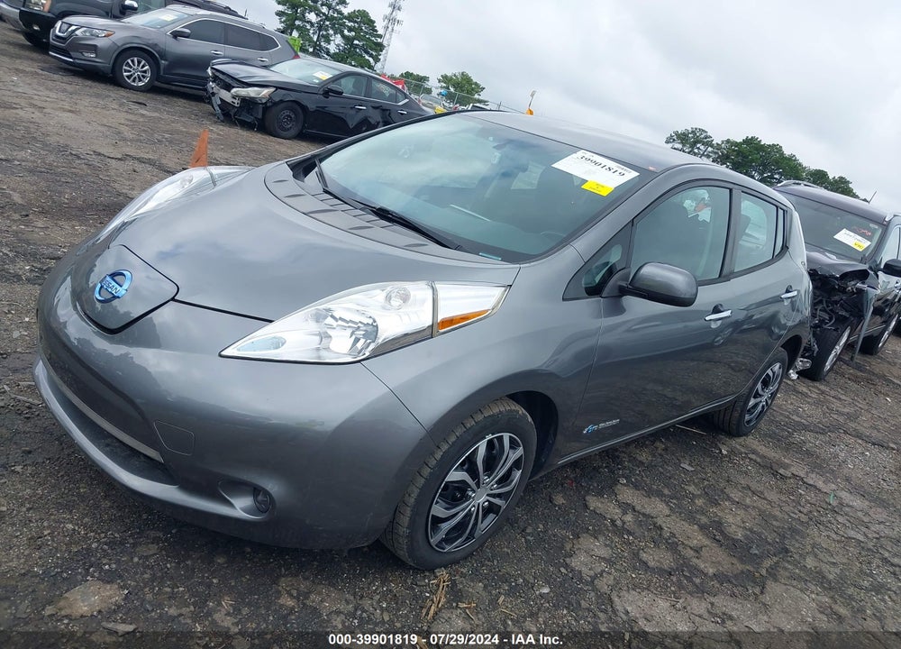 2015 NISSAN LEAF S VIN: 1N4AZ0CP0FC330012