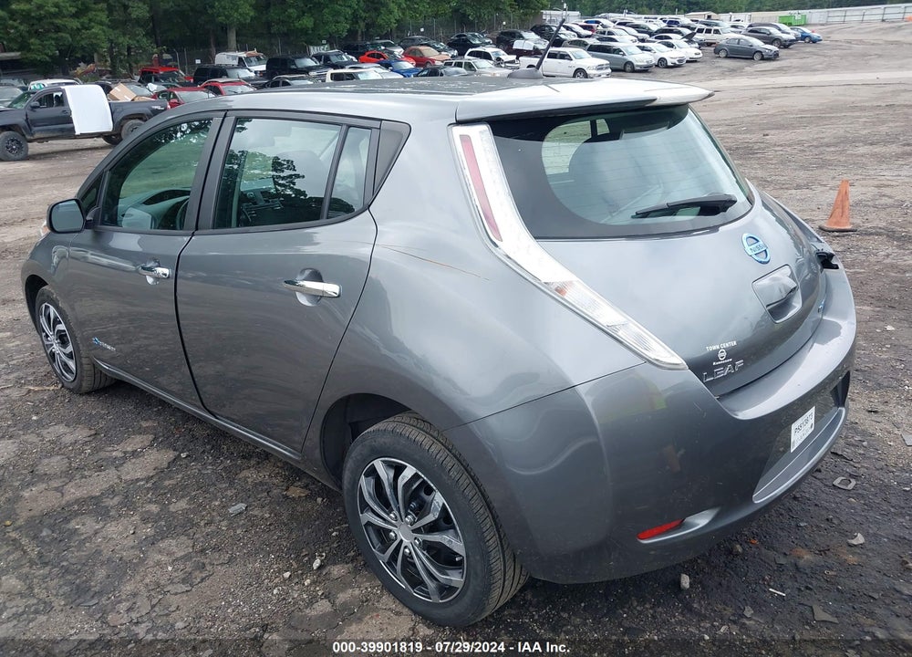 2015 NISSAN LEAF S VIN: 1N4AZ0CP0FC330012