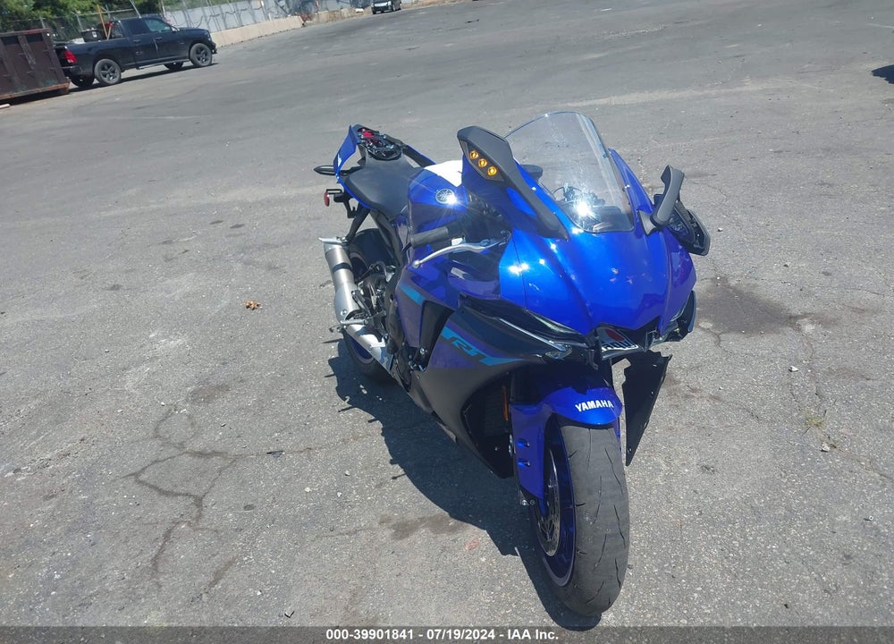 2024 YAMAHA YZFR1 VIN: JYARN66E8RA003875