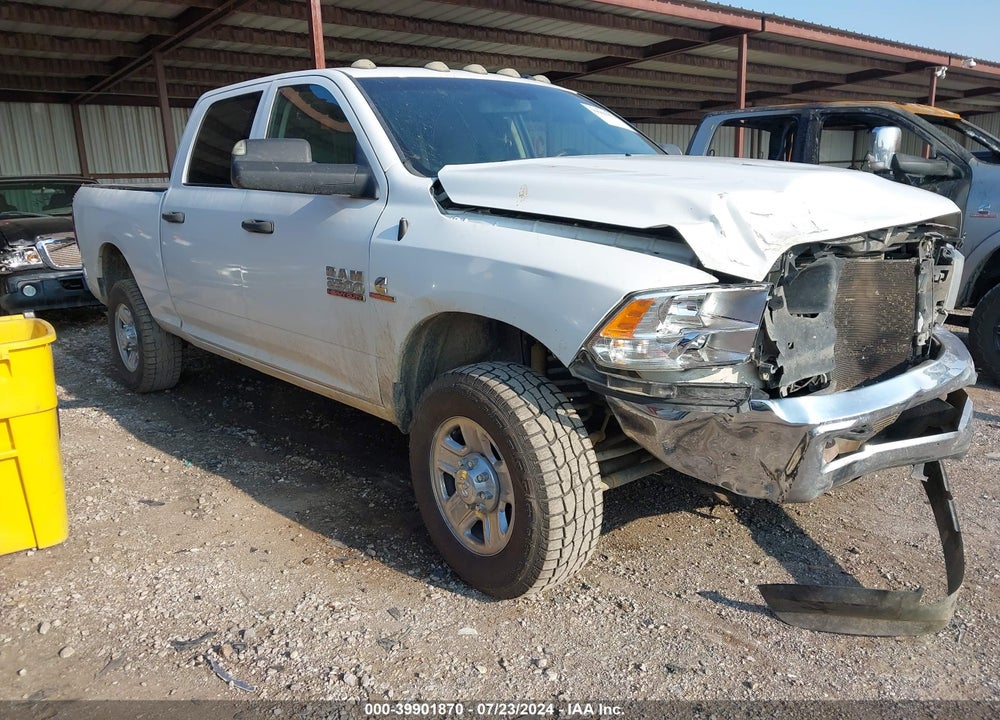 2016 RAM 2500 TRADESMAN VIN: 3C6UR5CL5GG111764