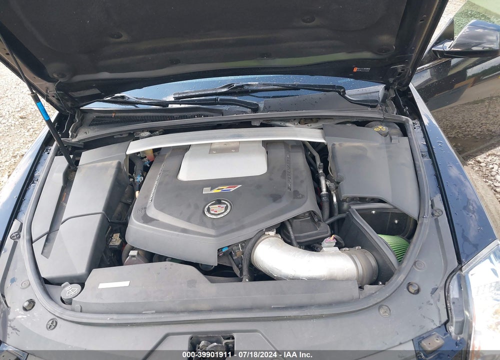 2013 CADILLAC CTS-V VIN: 1G6DV1EP2D0121037