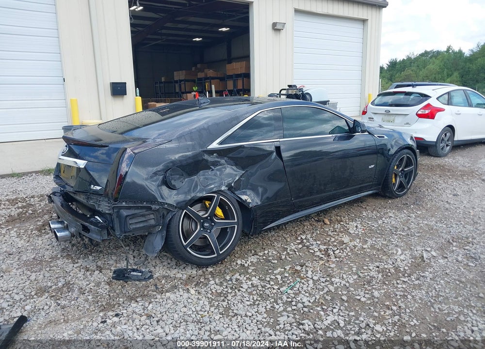 2013 CADILLAC CTS-V VIN: 1G6DV1EP2D0121037