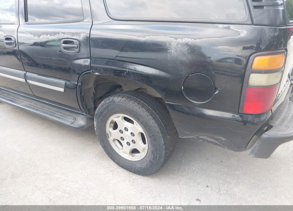 2004 CHEVROLET TAHOE LS VIN: 1GNEC13Z94J274656