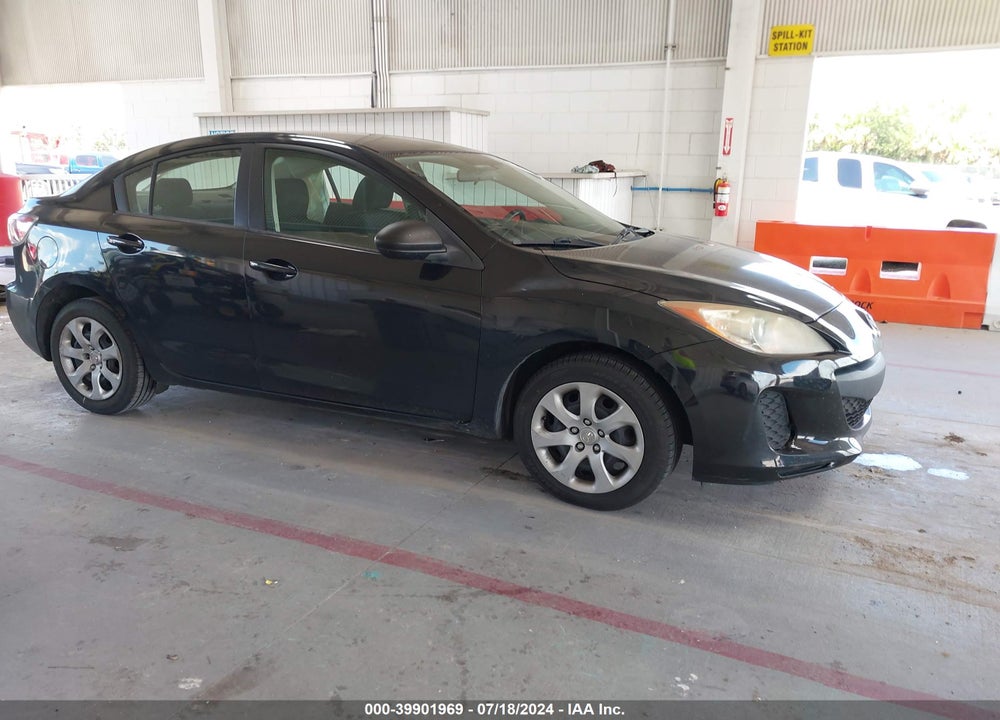 2013 MAZDA 3 I SPORT VIN: JM1BL1U79D1760201