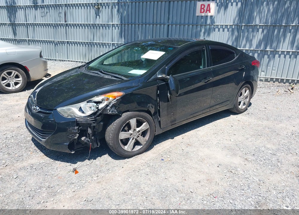2013 HYUNDAI ELANTRA GLS VIN: 5NPDH4AE6DH271293