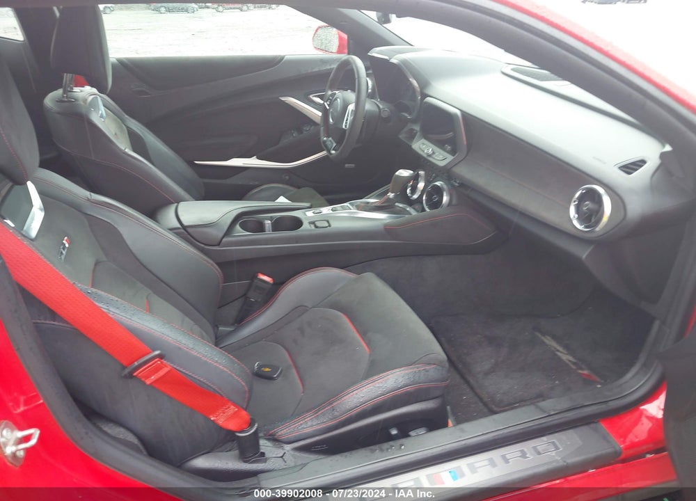 2017 CHEVROLET CAMARO ZL1 VIN: 1G1FK1R69H0201160