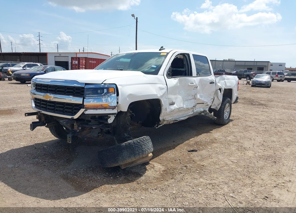 2018 CHEVROLET SILVERADO 1500 VIN: 3GCUCRER2JG175917