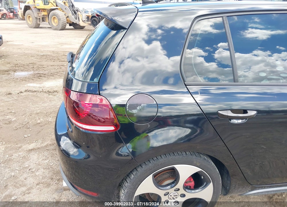 2012 VOLKSWAGEN GTI 4-DOOR VIN: WVWHV7AJ7CW258411