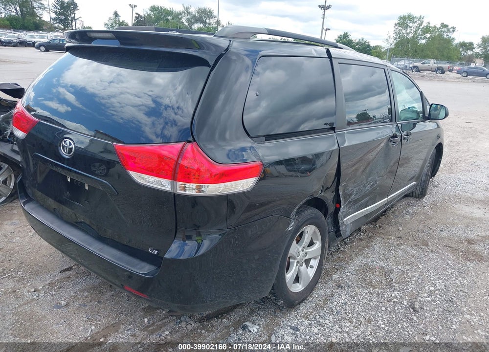 2014 TOYOTA SIENNA LE V6 8 PASSENGER VIN: 5TDKK3DC1ES521872