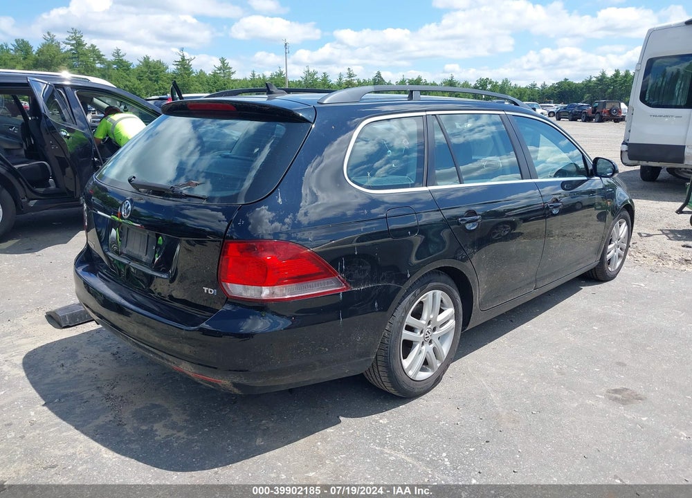 2012 VOLKSWAGEN JETTA SPORTWAGEN 2.0L TDI VIN: 3VWPL7AJ2CM687728