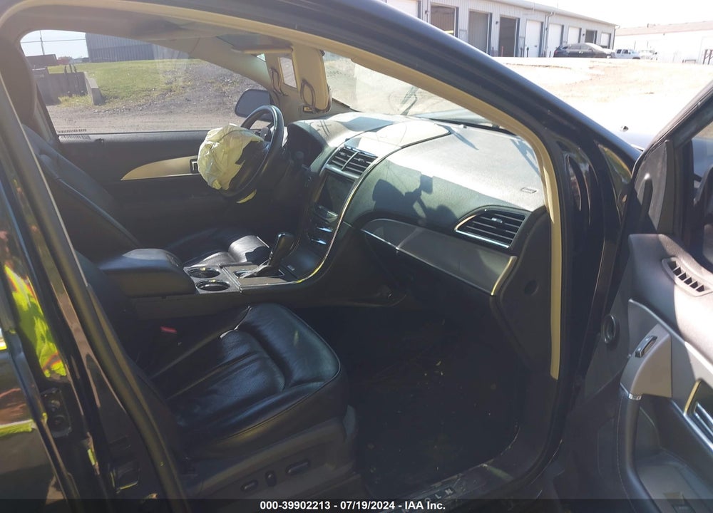 2013 LINCOLN MKX VIN: 2LMDJ8JK8DBL38800
