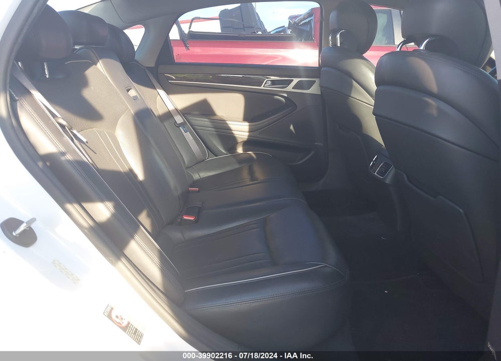 2015 HYUNDAI GENESIS 3.8 VIN: KMHGN4JE9FU019533